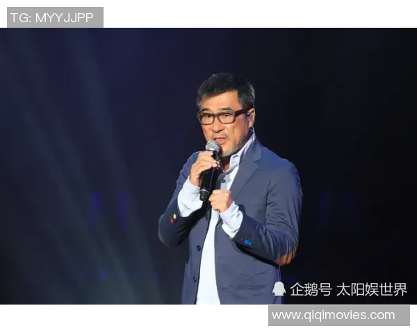 从贫困街头到绿茵巅峰：那些凭实力逆袭的足球传奇球星