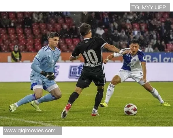 国足球星豪宅内部首次曝光奢华设计细节引热议球迷纷纷点赞