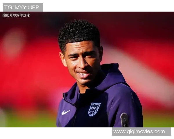 足球球星日常穿鞋风格揭秘展现球场外的时尚与个性魅力